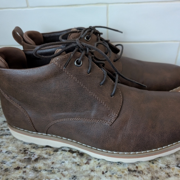 Steve Madden Brriol Chukka Boots Size 11 Cognac Brown EUC - Picture 4 of 8